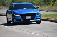Ford Mustang z Bullitta czy Dodge Charger z Szybkich i Wściekłych - które auto bardziej zapisało się w historii kina?