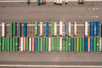 Jak oprogramowanie zmienia nowoczesną logistykę
